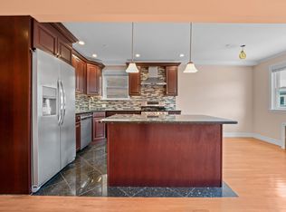 22-16 Steinway St #2B, Astoria, NY 11105