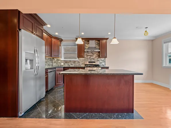 22-16 Steinway Street 2B image 1 of 18