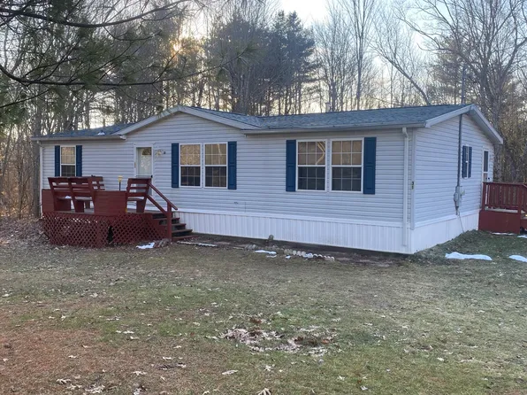 31 Lamson Road, Windsor, ME 04363