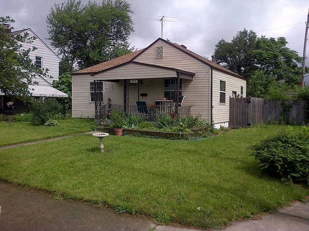 634 E Moler St photo 1