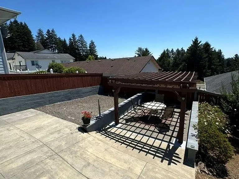 7175 Vista Ridge Dr — Photo 14