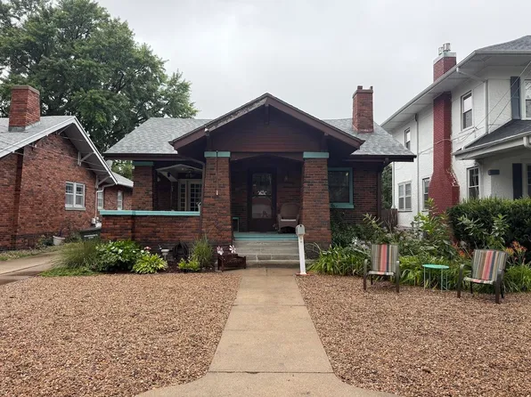 1131 N Denver Ave, Hastings, NE 68901