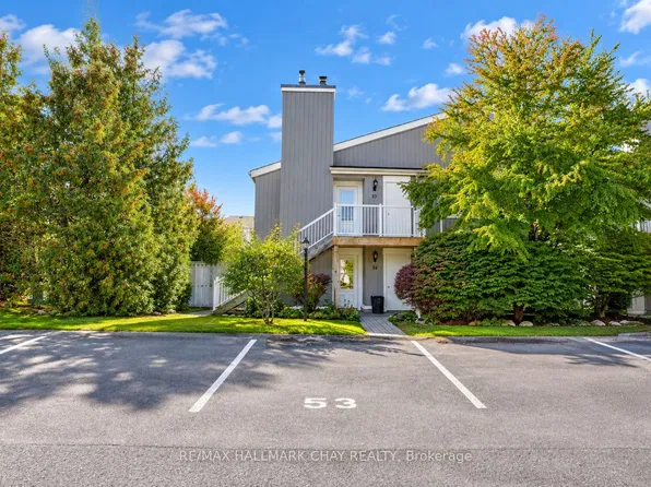 19 Dawson Dr #53, Collingwood, ON L9Y 5B4
