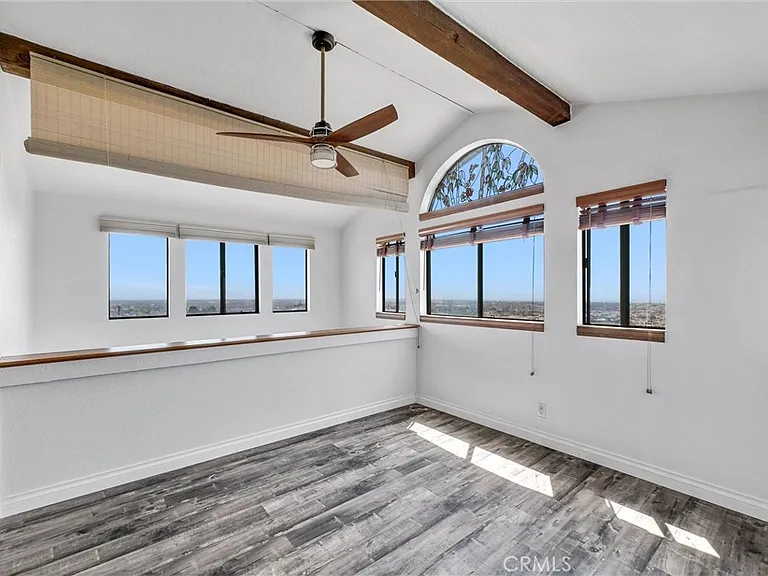 2215 Molino Ave #2215B — Photo 41