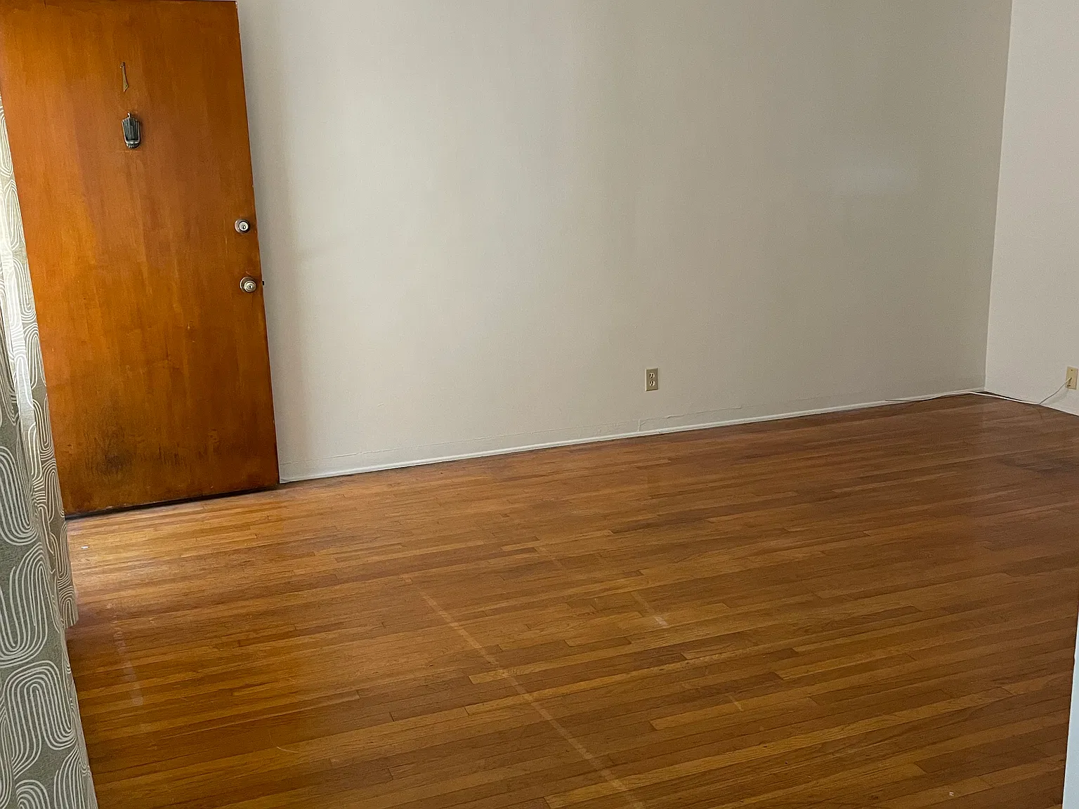 1 bed, 750 sqft, $2,195 — Photo 2