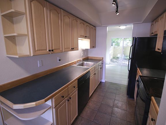 Lots of cabinet space