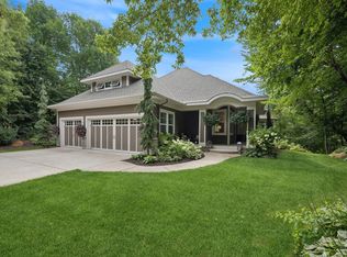 20985 Pin Oak Ln, Prior Lake, MN 55372