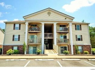 757 Ridgeside Dr APT K, Ballwin, MO 63021