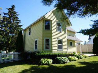 103 N 4th St, Mount Horeb, WI 53572