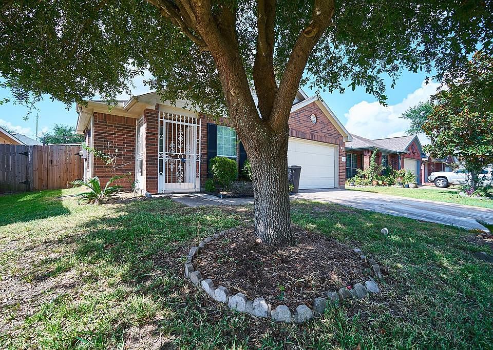 1st image of 13415 Knightsway Dr