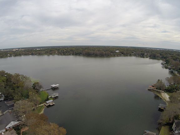 5th image of 2403 Lake Shore Dr