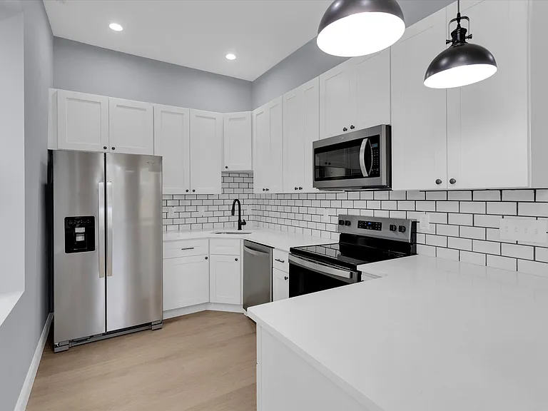 3500 Magnolia Ave #2F — Photo 4