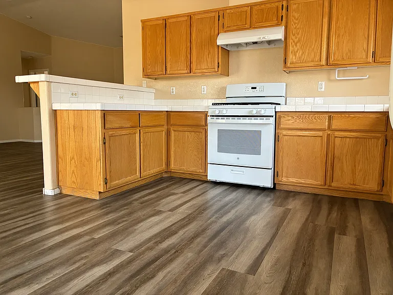 3001 Johannan Ln — Photo 6