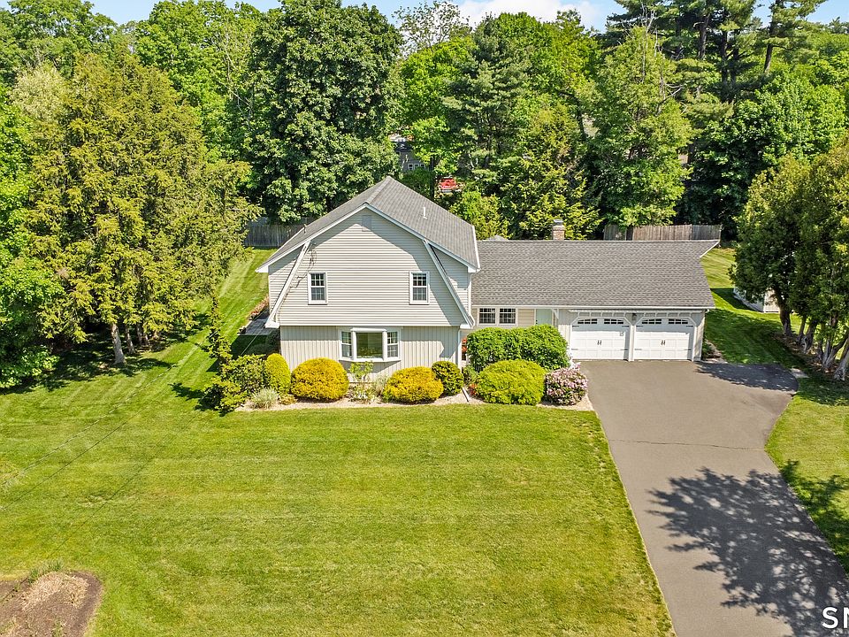 1st image of 139 Craigemore Circle