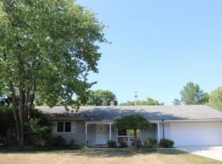 5287 Chickadee Ln, Lyndhurst, OH 44124