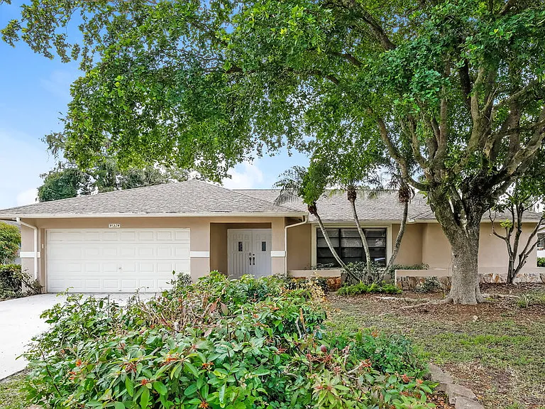 518 Azure Ave — Photo 1
