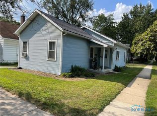 135 E Merry Ave, Bowling Green, OH 43402