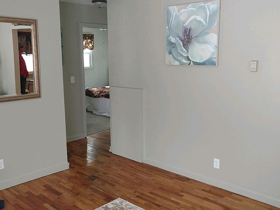 5th image of 3428 Lowcroft Ave