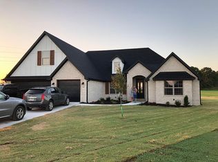 1247 Valle Ln, Springdale, AR 72762
