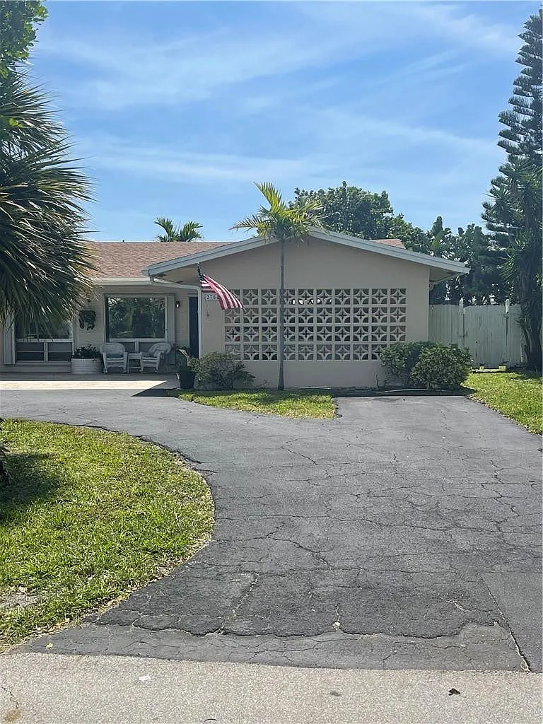 2 bed, 2.0 bath, 1500 sqft, $3,000 — Photo 3
