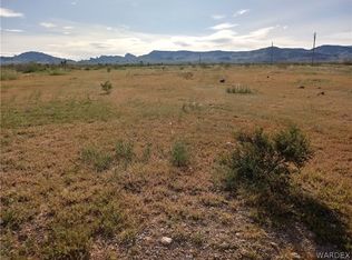 4493 N Drake Rd, Golden Valley, AZ 86413