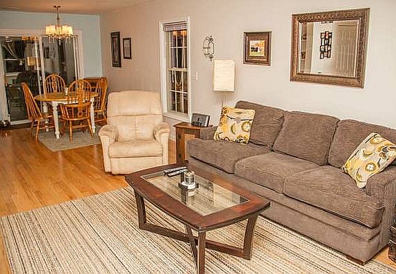 5th image of 207 Penny Ln