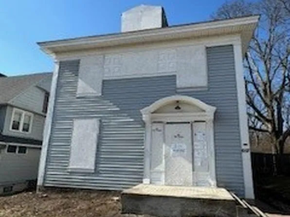 1007 N Limestone St, Springfield, OH 45503