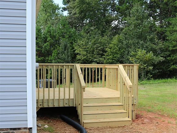 4th image of 102 S Field Ct #13