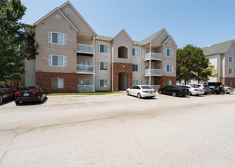 1st image of 2200 Classen Blvd APT 13113