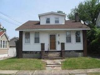 1st image of 11-13 Sandford Ave