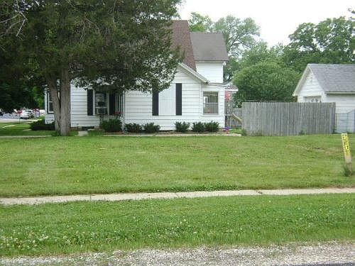 2nd image of 804 12th Ave