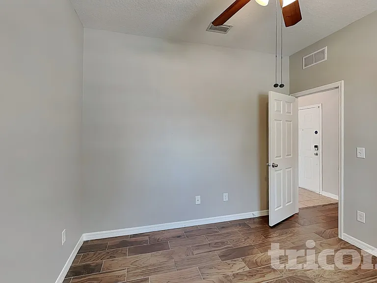 1109 Lauren Manor Loop — Photo 14
