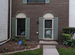 101 Pear Tree Ln #135, Franklin Park, NJ 08823