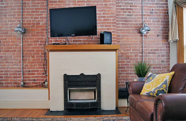 The Elmwood Village Apartments — Photo 2