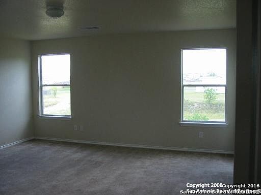 5th image of 10242 Shady Mdws