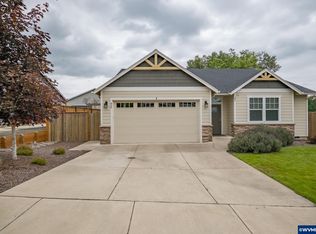 450 SW Oregon Falls Dr, Dallas, OR 97338