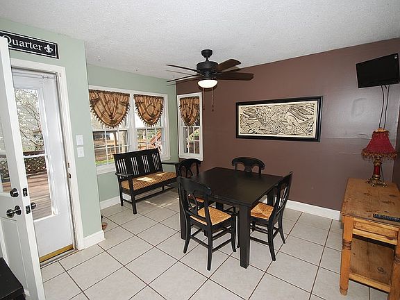 Breakfast Nook