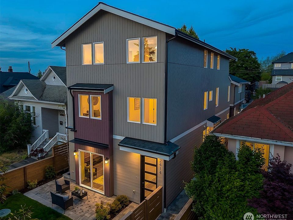 1st image of 2414 Queen Anne Avenue N