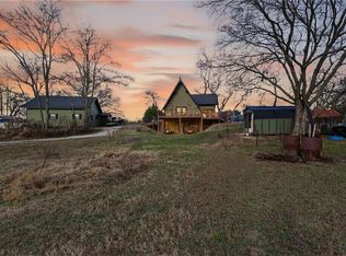 17503 S 900th Rd, Nevada, MO 64772