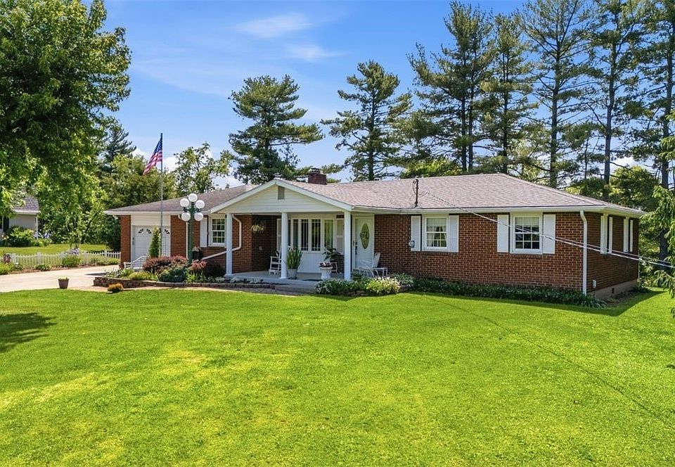 1st image of 800 Arends Ridge Rd