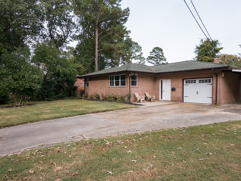 1st image of 4104 Duncannon Ln
