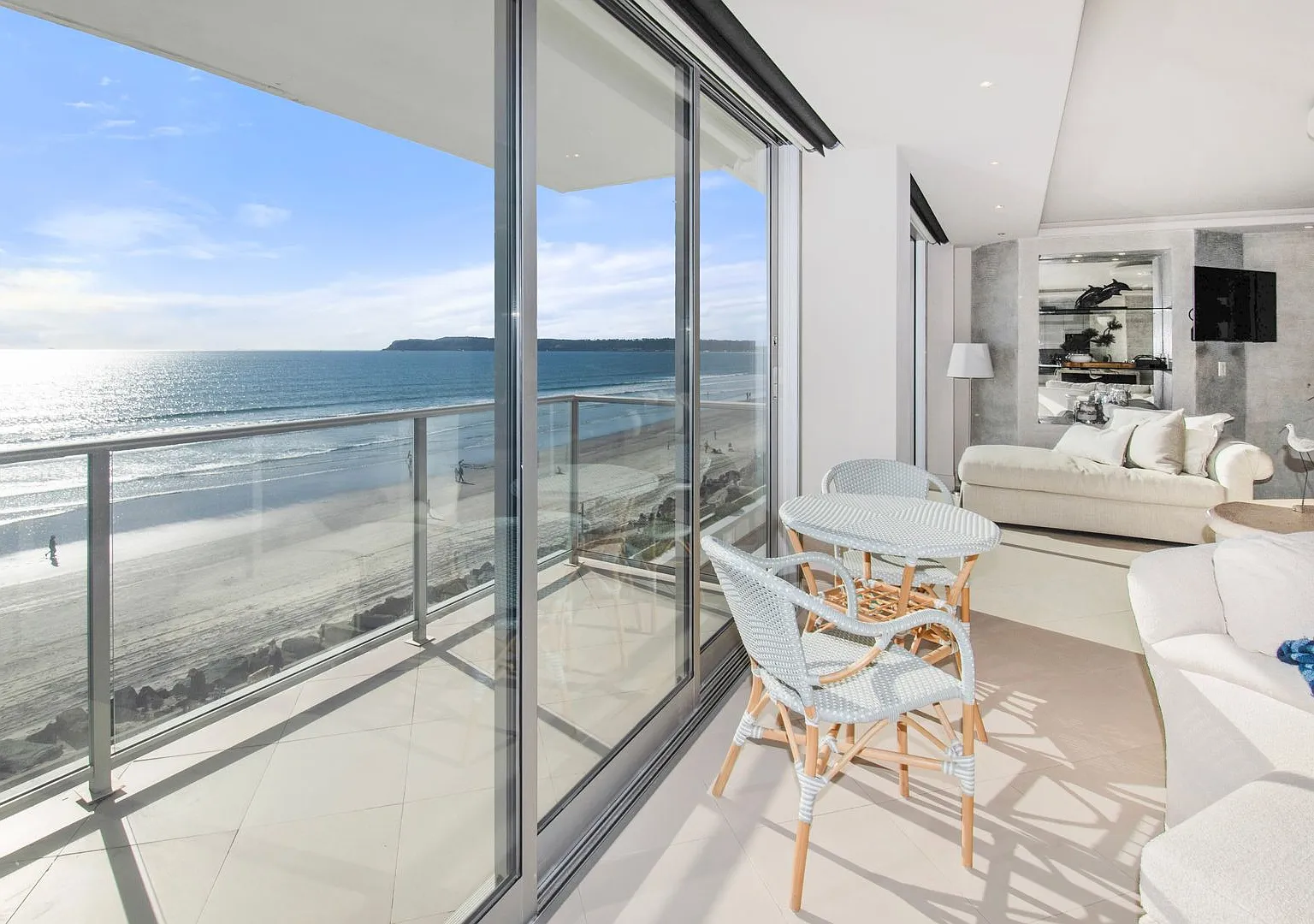 Beautiful vacation rental with ocean views - available now! — Photo 4