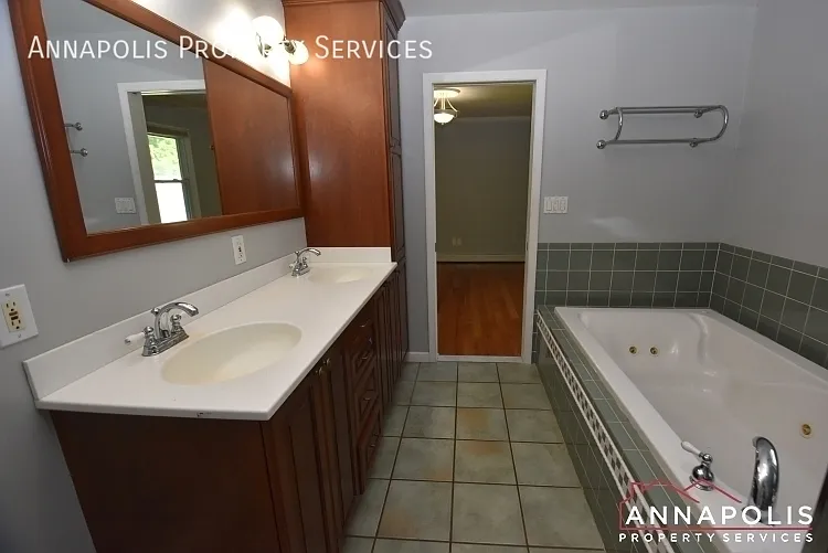 127 Riverview Ave — Photo 15