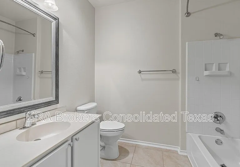 118 Portsmouth Dr — Photo 20