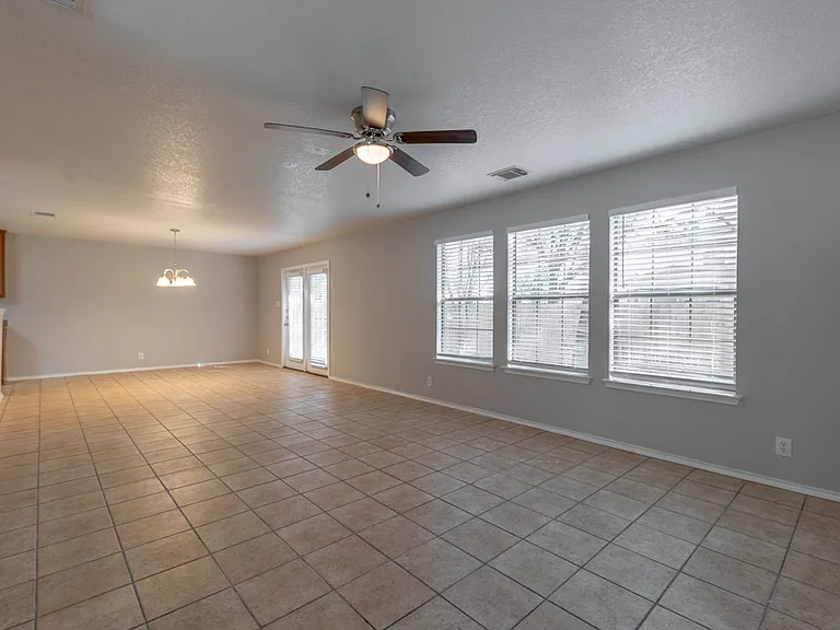 7734 Barhill Post — Photo 6