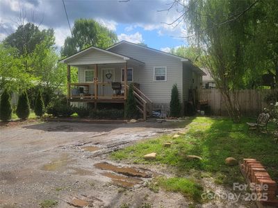 67 1st St, Waynesville, NC, 28786