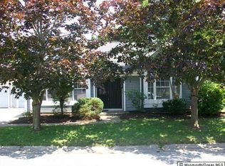 932 Liverpool Cir #B, Manchester Township, NJ 08759