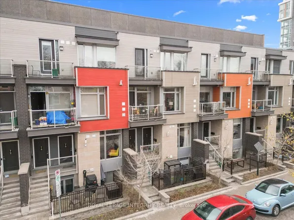 78 Holmwood Ave #9, Ottawa, ON K1S 5V1