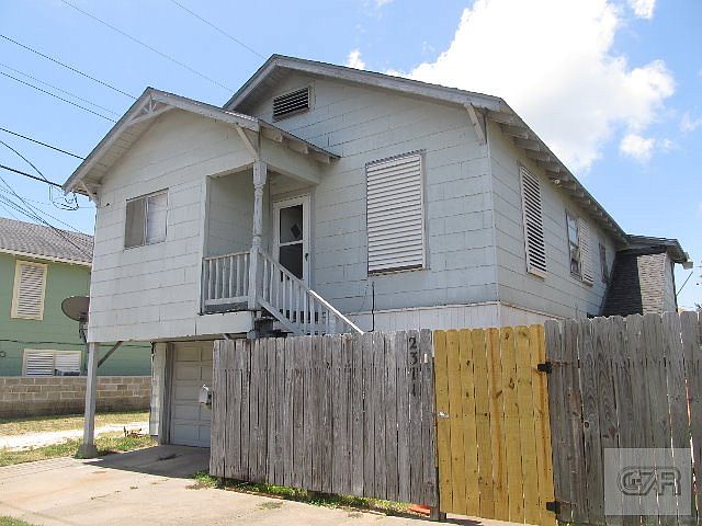 1st image of 2311 51st St