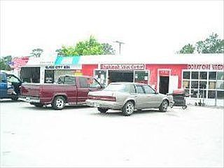 4th image of 3308 S Hopkins Ave